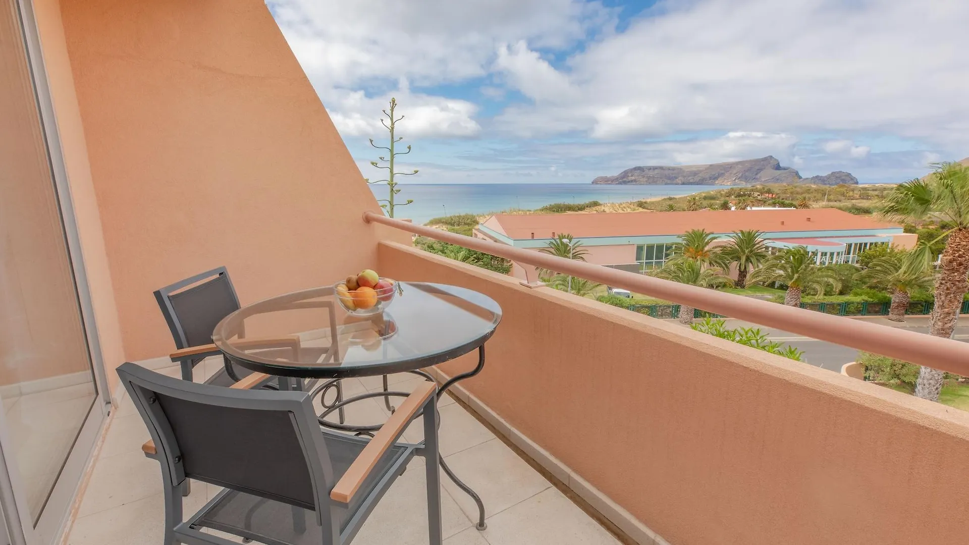 Vila Baleira Porto Santo 4*,